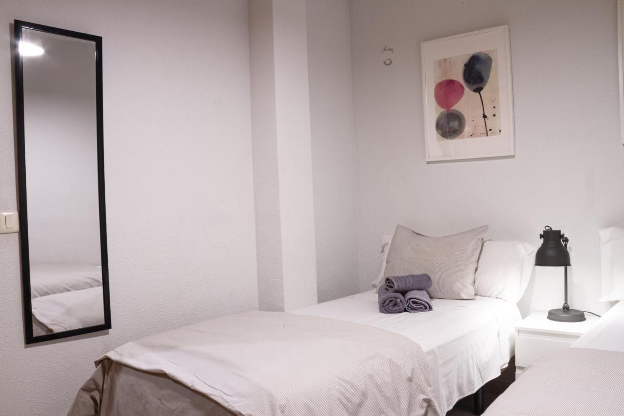 Apartamentos La Machacona Plaza Mayor Caces 外观 照片
